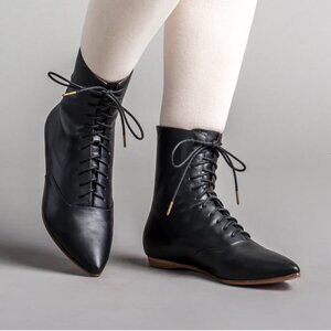American Duchess Hartfield Boots NEW UNWORN 9.5 fits a 10